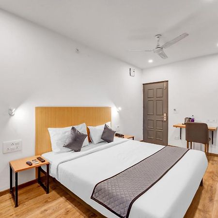 Upar Hotels Uthandi, Ecr Madras Buitenkant foto