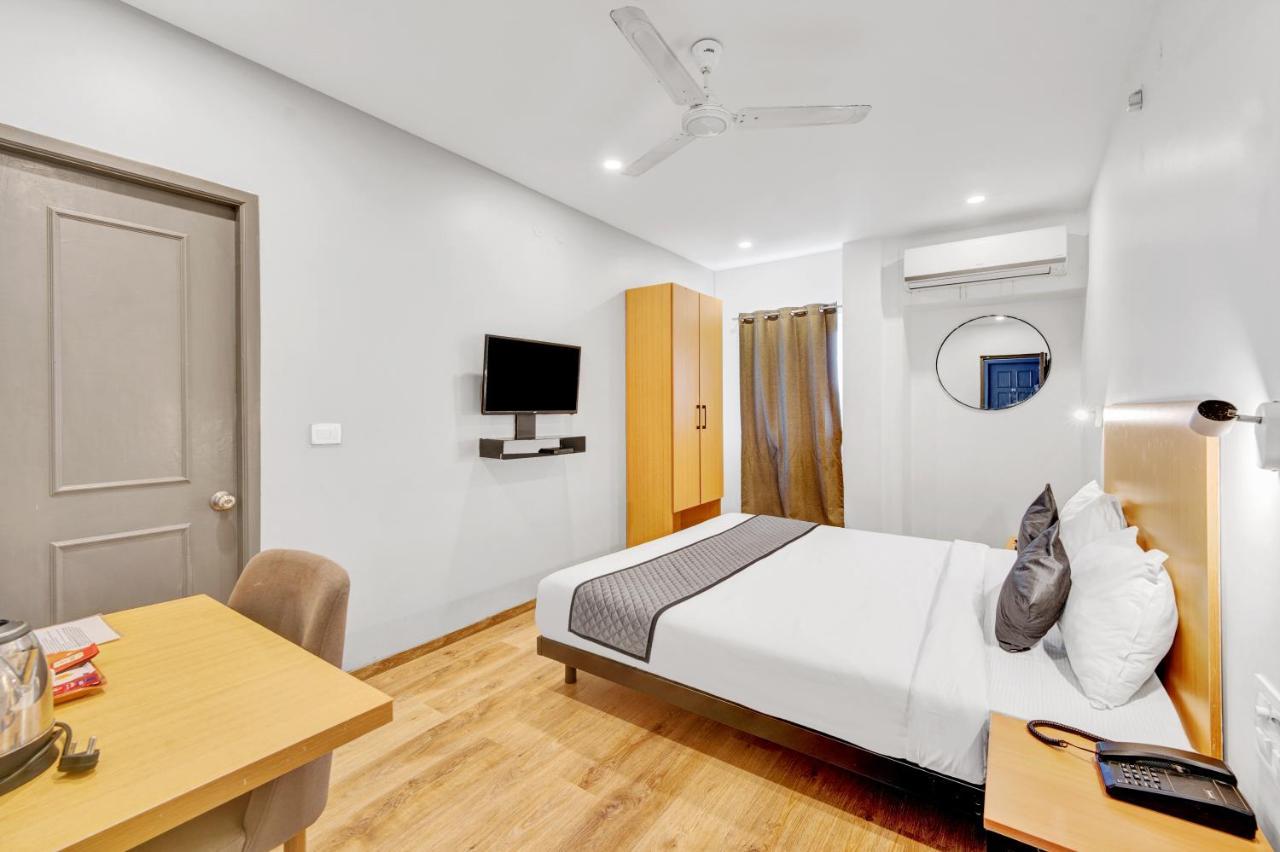 Upar Hotels Uthandi, Ecr Madras Buitenkant foto
